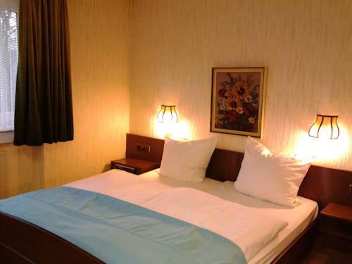S&L Hotel 노이스 외부 사진